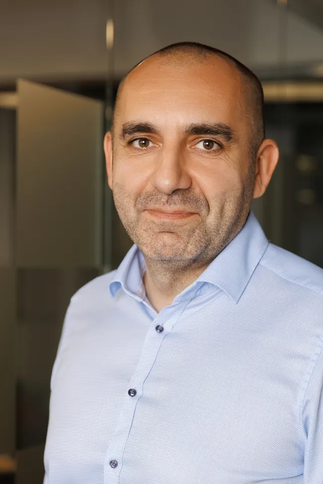 Adrian ROSIORU