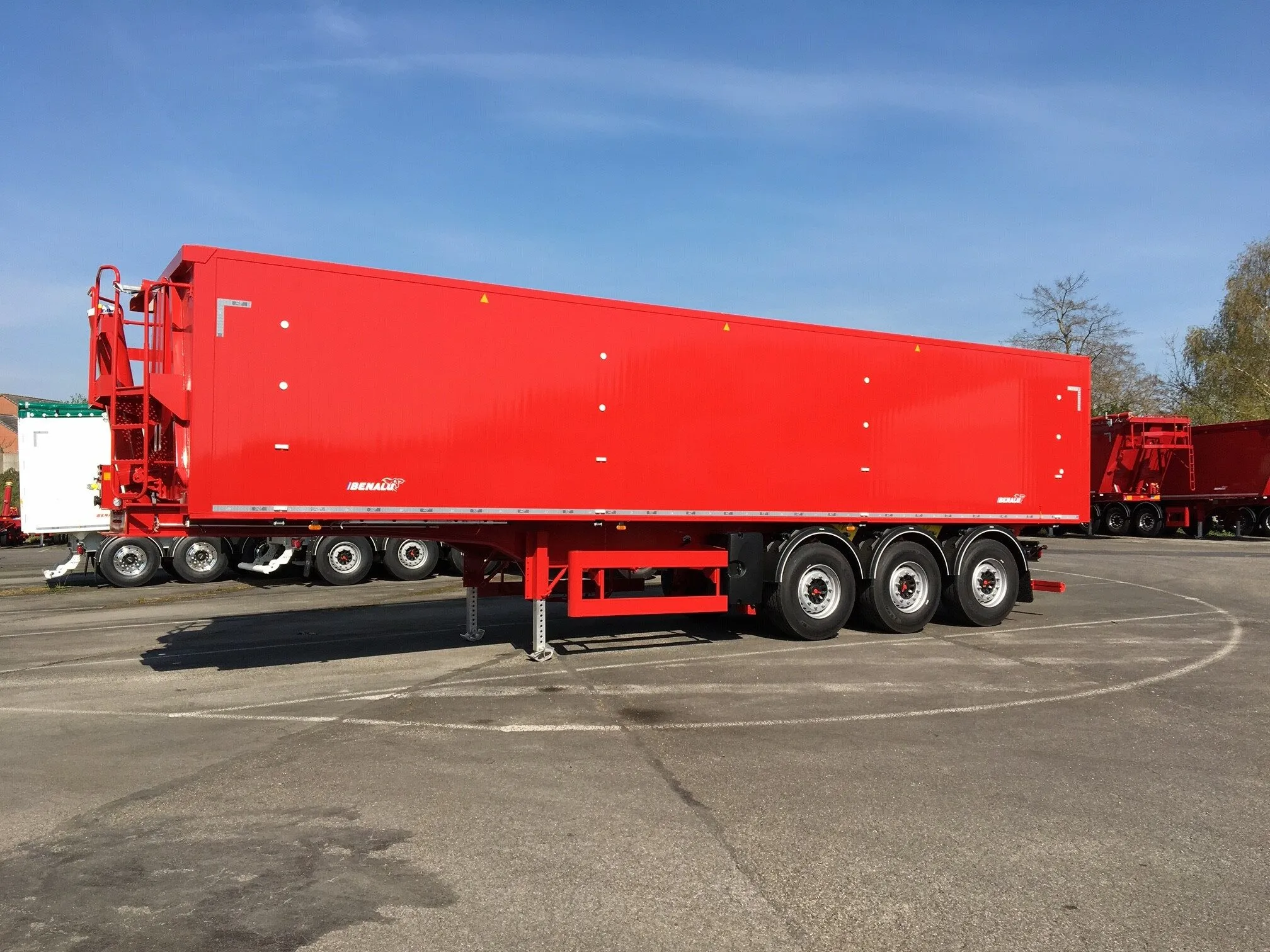 946161-rotated.jpg